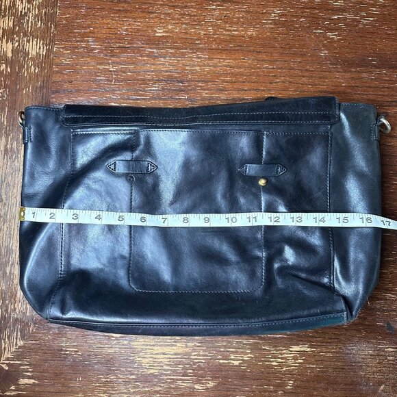 BeCa Black Leather Shoulder Purse With Magnetic Snap Closure & Purple Lining - Picture 2 of 15